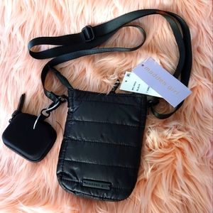 Madden Girl Black Crossbody Phone Carry Bag